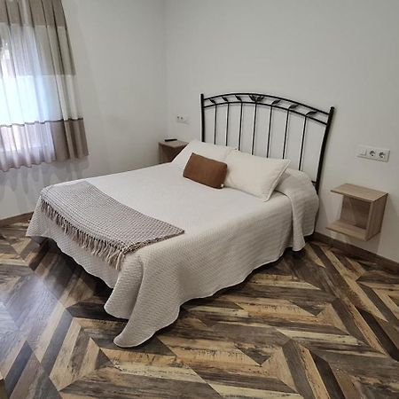 Hostal Oleo Auto Check-In Σανταντέρ Εξωτερικό φωτογραφία
